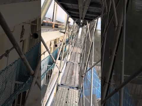 泥棒が嫌がる「ご近所の目」。挨拶一つで変わる街の安全性