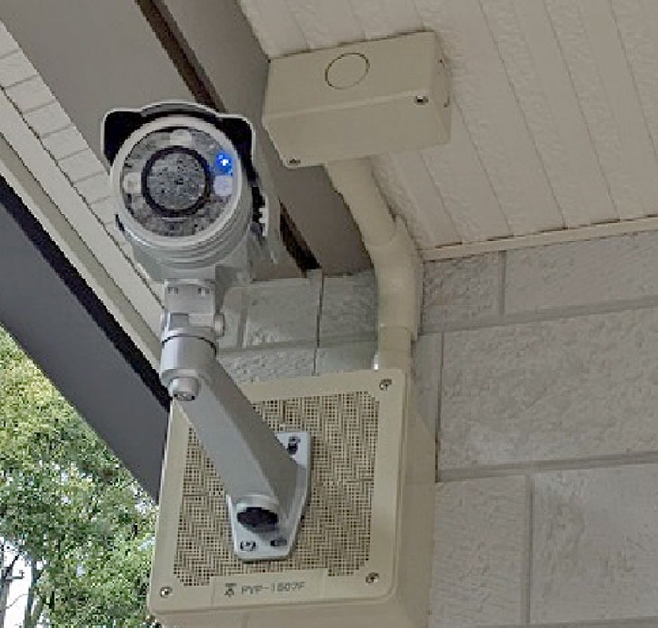 土地選び。近くに「大きな通り」がある場合の、不審者の逃げ道